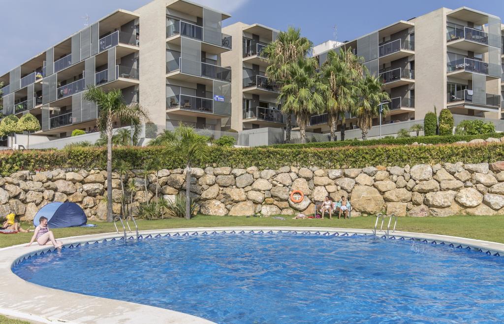 Uhc Paradise Village Family Complex Appartement Salou
